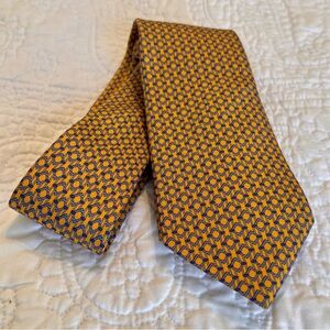 M.Ferretti 100% SILK Men’s Tie Made in Italy, Blue & Gold Pattern, Perfect Cond.